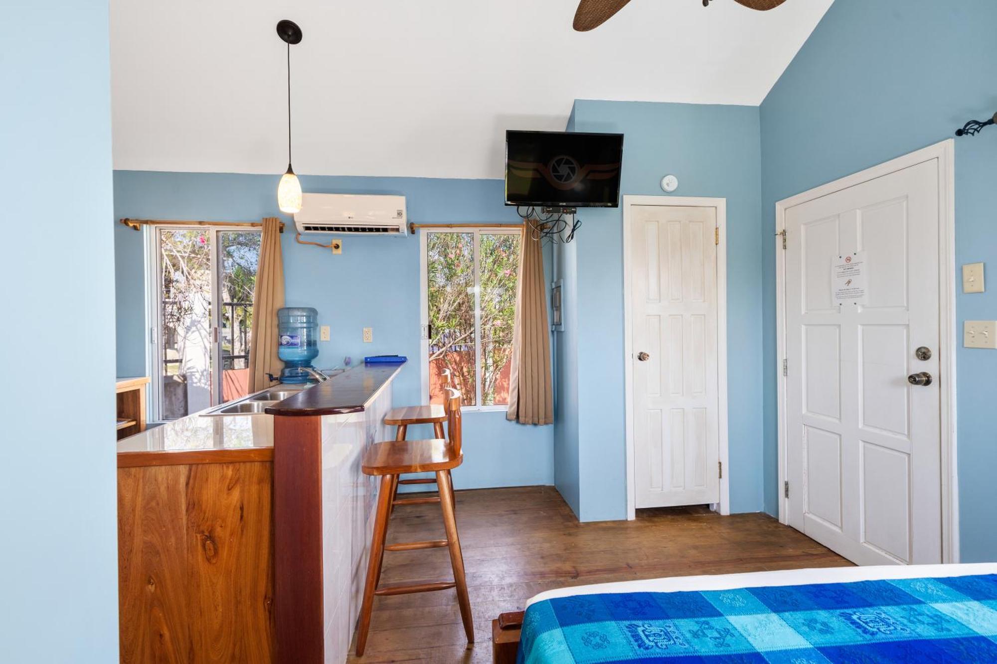 Tilt-Ta-Dock Resort Belize Corozal Εξωτερικό φωτογραφία